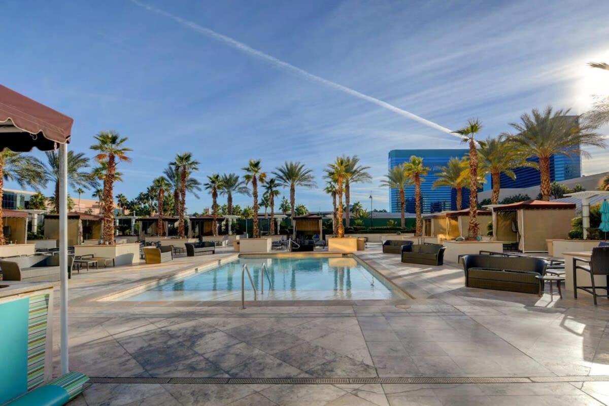 Mgm Signature-15-709 Strip View Jacuzzi Studio Las Vegas Luaran gambar