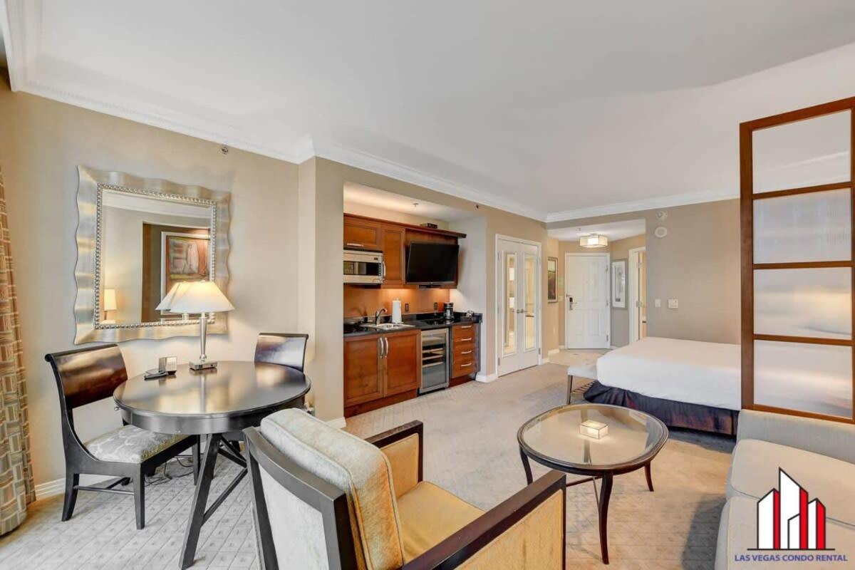 Mgm Signature-15-709 Strip View Jacuzzi Studio Las Vegas Luaran gambar