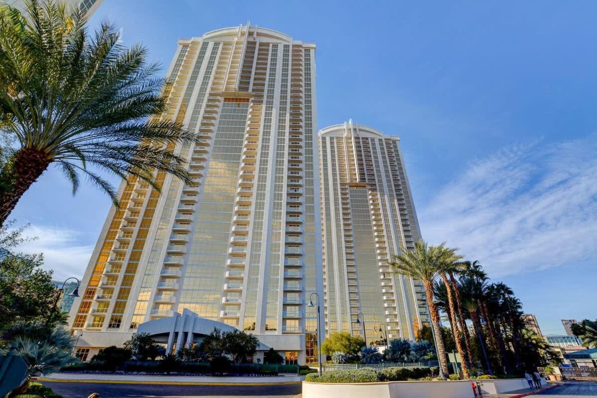 Mgm Signature-15-709 Strip View Jacuzzi Studio Las Vegas Luaran gambar